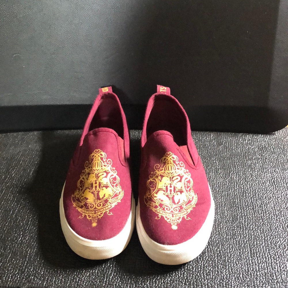 Hogwarts slip on shoe